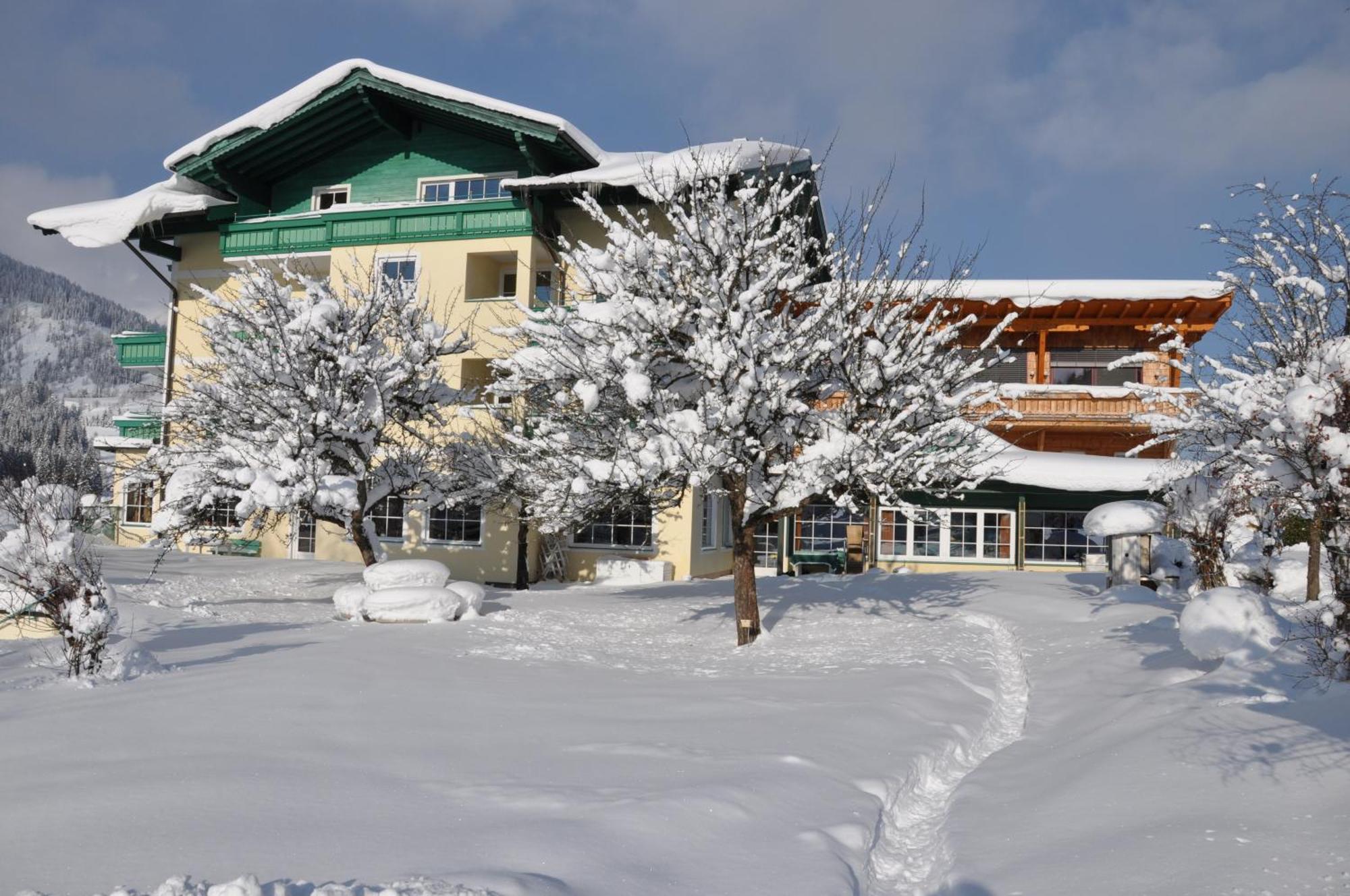 Wohlfuehlresort Und Feriengut Martinerhof Sankt Martin am Tennengebirge Zewnętrze zdjęcie