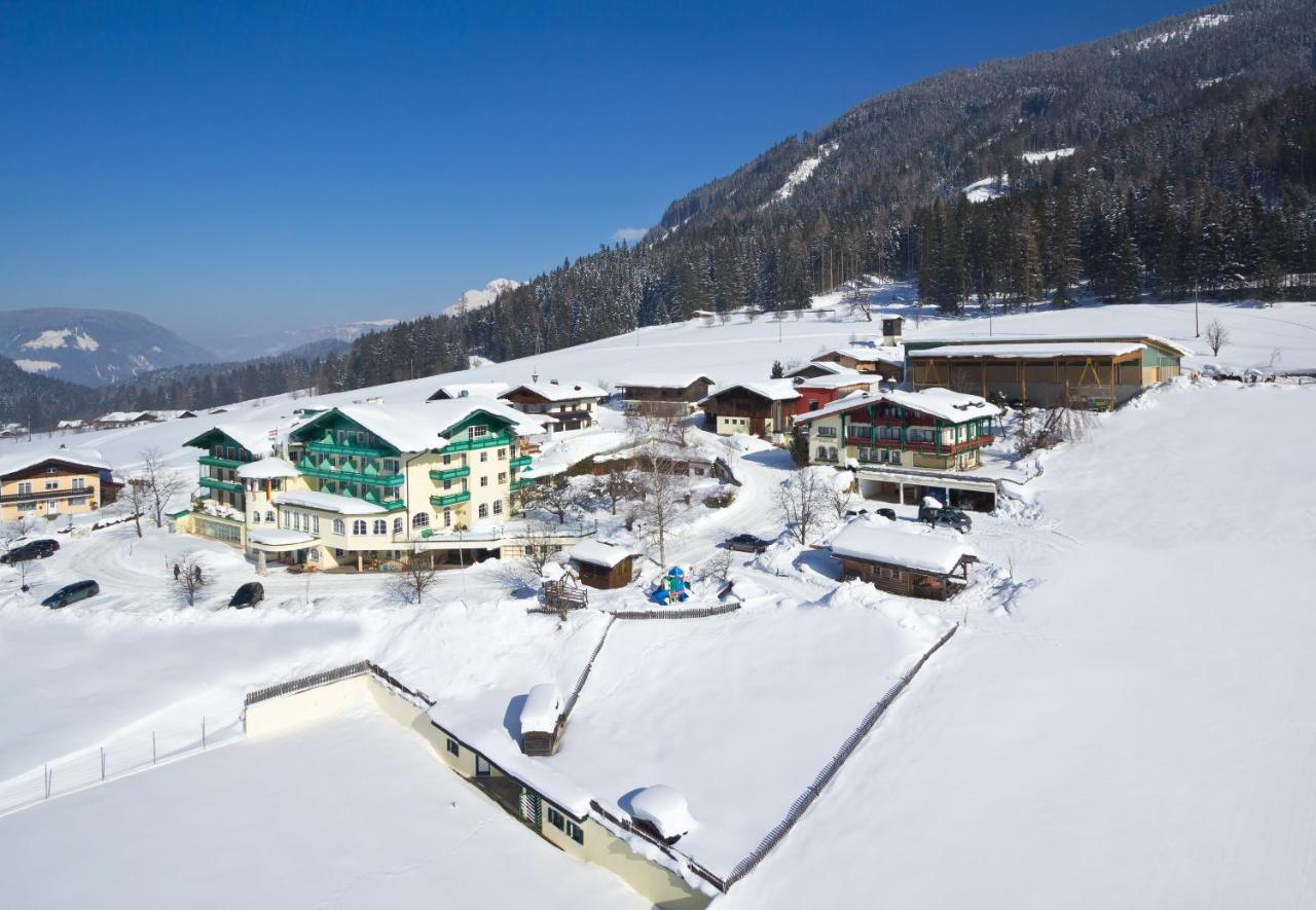 Wohlfuehlresort Und Feriengut Martinerhof Sankt Martin am Tennengebirge Zewnętrze zdjęcie