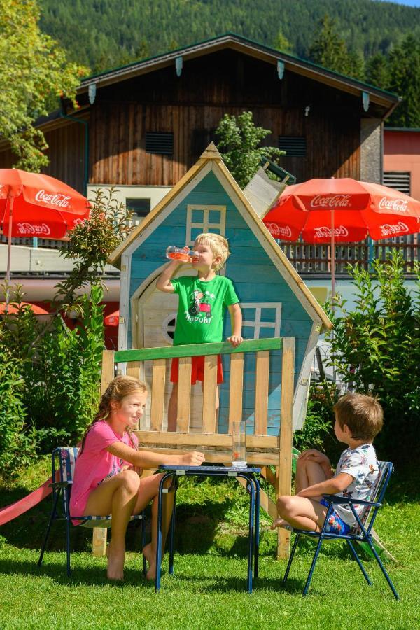 Wohlfuehlresort Und Feriengut Martinerhof Sankt Martin am Tennengebirge Zewnętrze zdjęcie