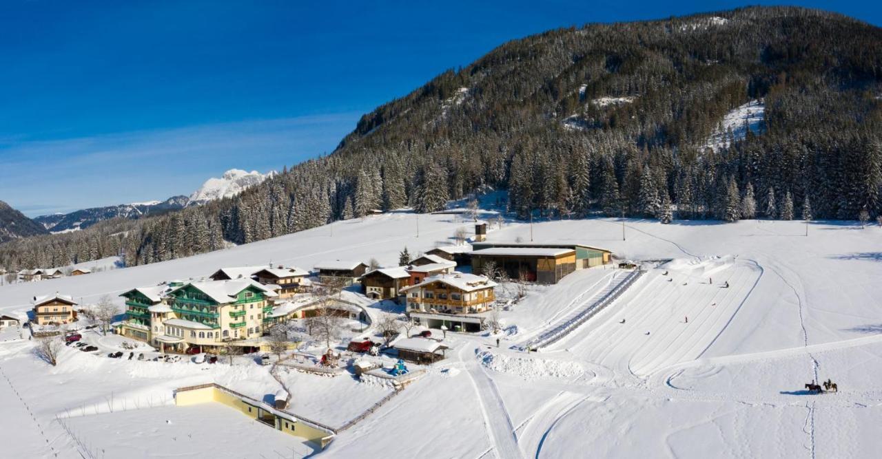 Wohlfuehlresort Und Feriengut Martinerhof Sankt Martin am Tennengebirge Zewnętrze zdjęcie